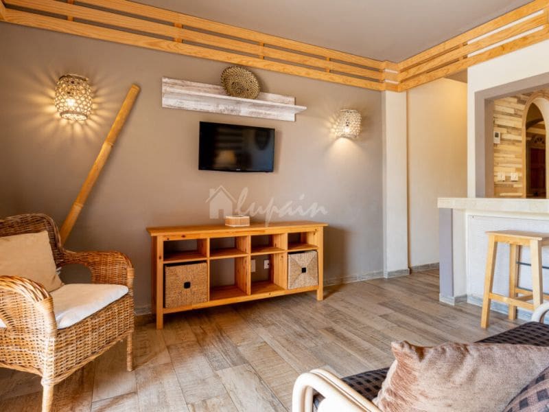 1 Zimmer Apartment zu verkaufen in Playa de las Americas mit Pool - 330.000 € (Ref: 9472763)