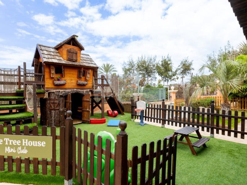 1 Zimmer Apartment zu verkaufen in Playa de las Americas mit Pool - 330.000 € (Ref: 9472763)