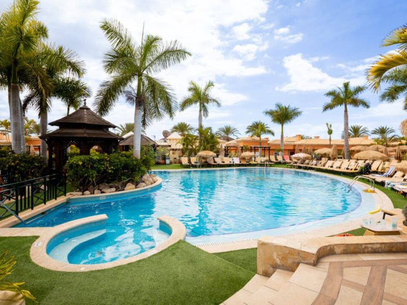 1 Zimmer Apartment zu verkaufen in Playa de las Americas mit Pool - 330.000 € (Ref: 9472763)