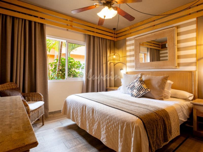 1 Zimmer Apartment zu verkaufen in Playa de las Americas mit Pool - 330.000 € (Ref: 9472763)