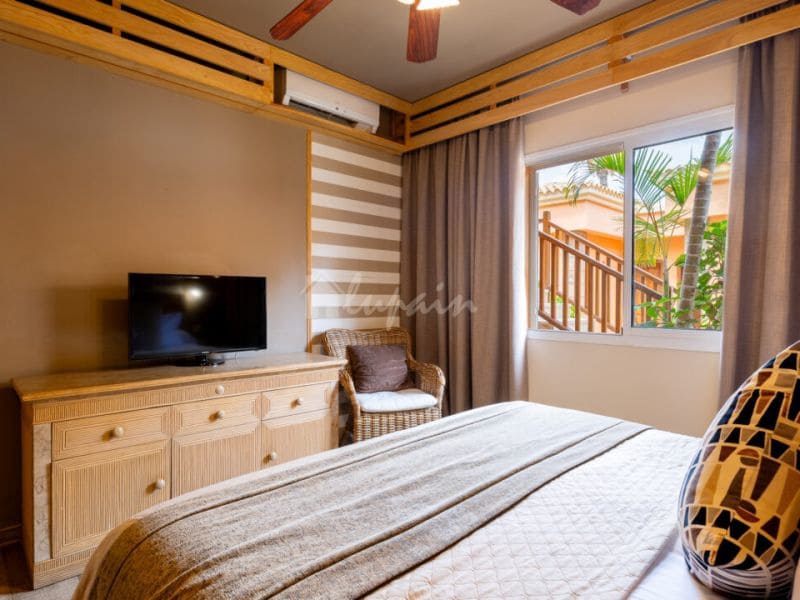 1 Zimmer Apartment zu verkaufen in Playa de las Americas mit Pool - 330.000 € (Ref: 9472763)