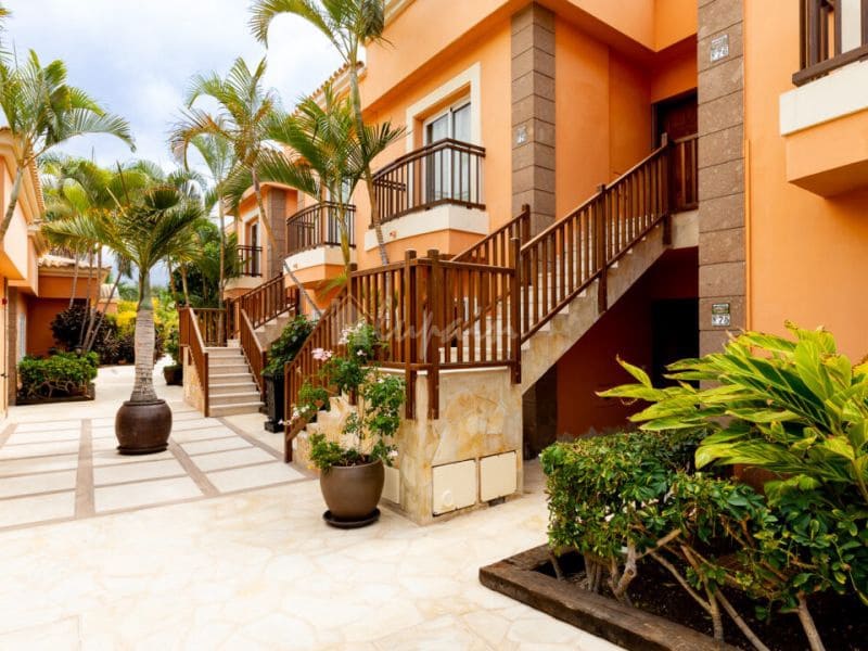 1 Zimmer Apartment zu verkaufen in Playa de las Americas mit Pool - 330.000 € (Ref: 9472763)