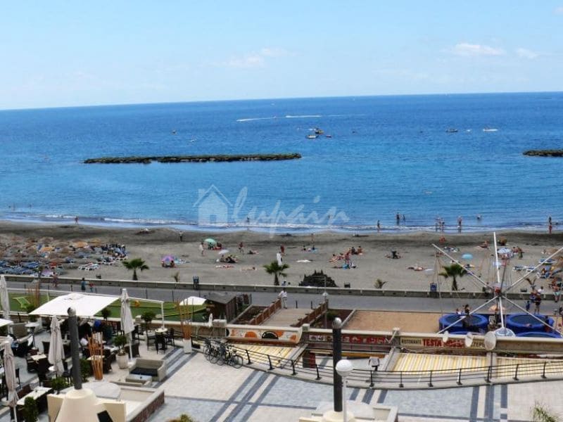 1 bedroom Apartment for sale in Playa Fanabe with pool - € 420,000 (Ref: 9506421)