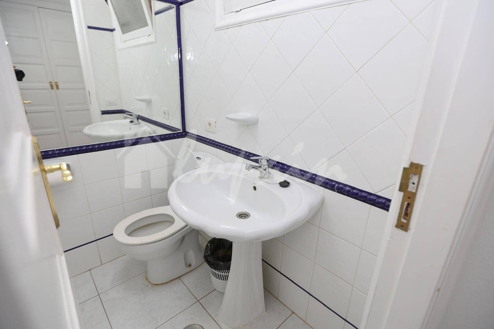 2 sovrum Lägenhet till salu i Playa de las Americas med pool - 750 000 € (Ref: 9521081)