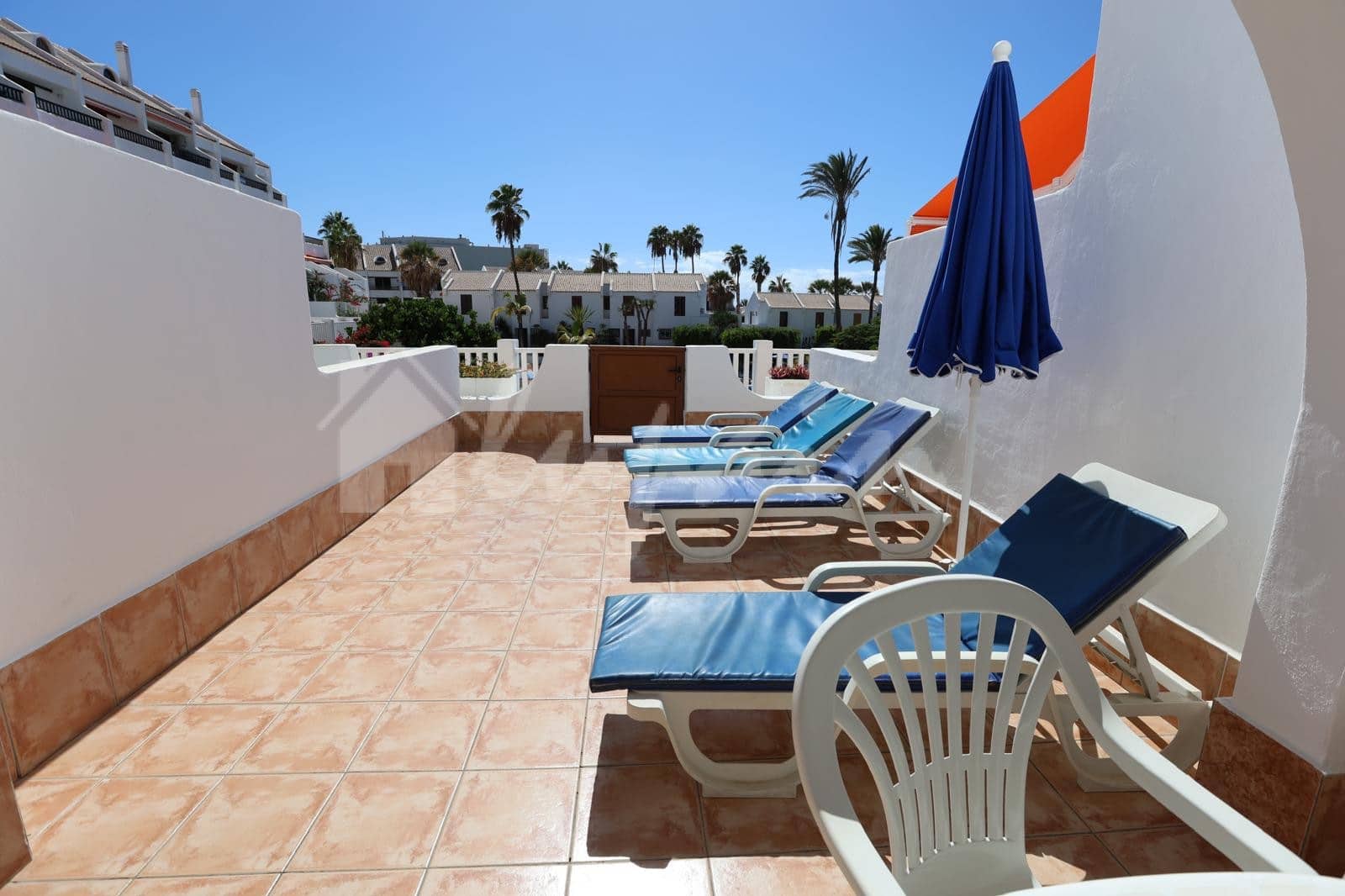 2 sovrum Lägenhet till salu i Playa de las Americas med pool - 750 000 € (Ref: 9521081)