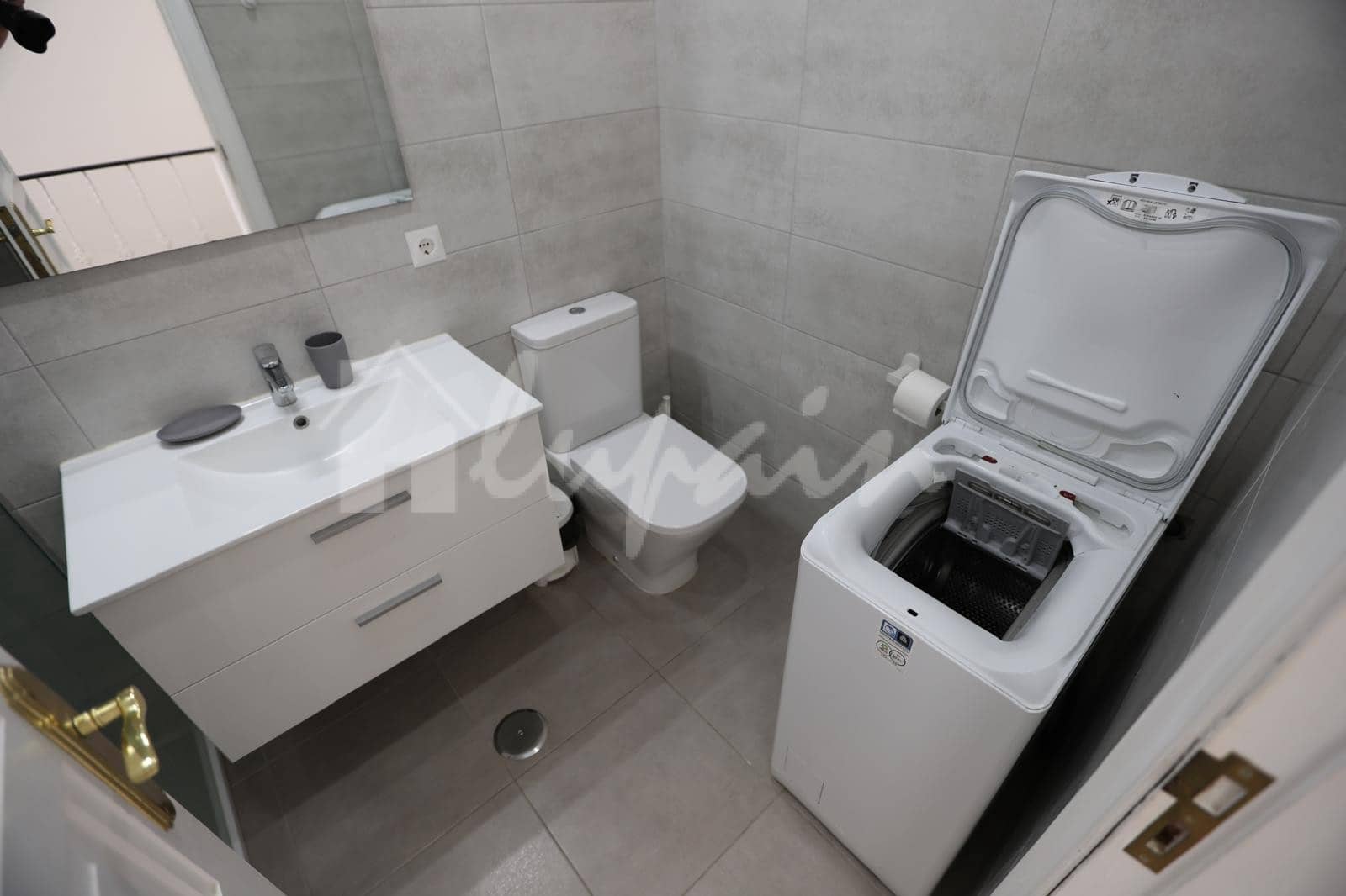 2 sovrum Lägenhet till salu i Playa de las Americas med pool - 750 000 € (Ref: 9521081)