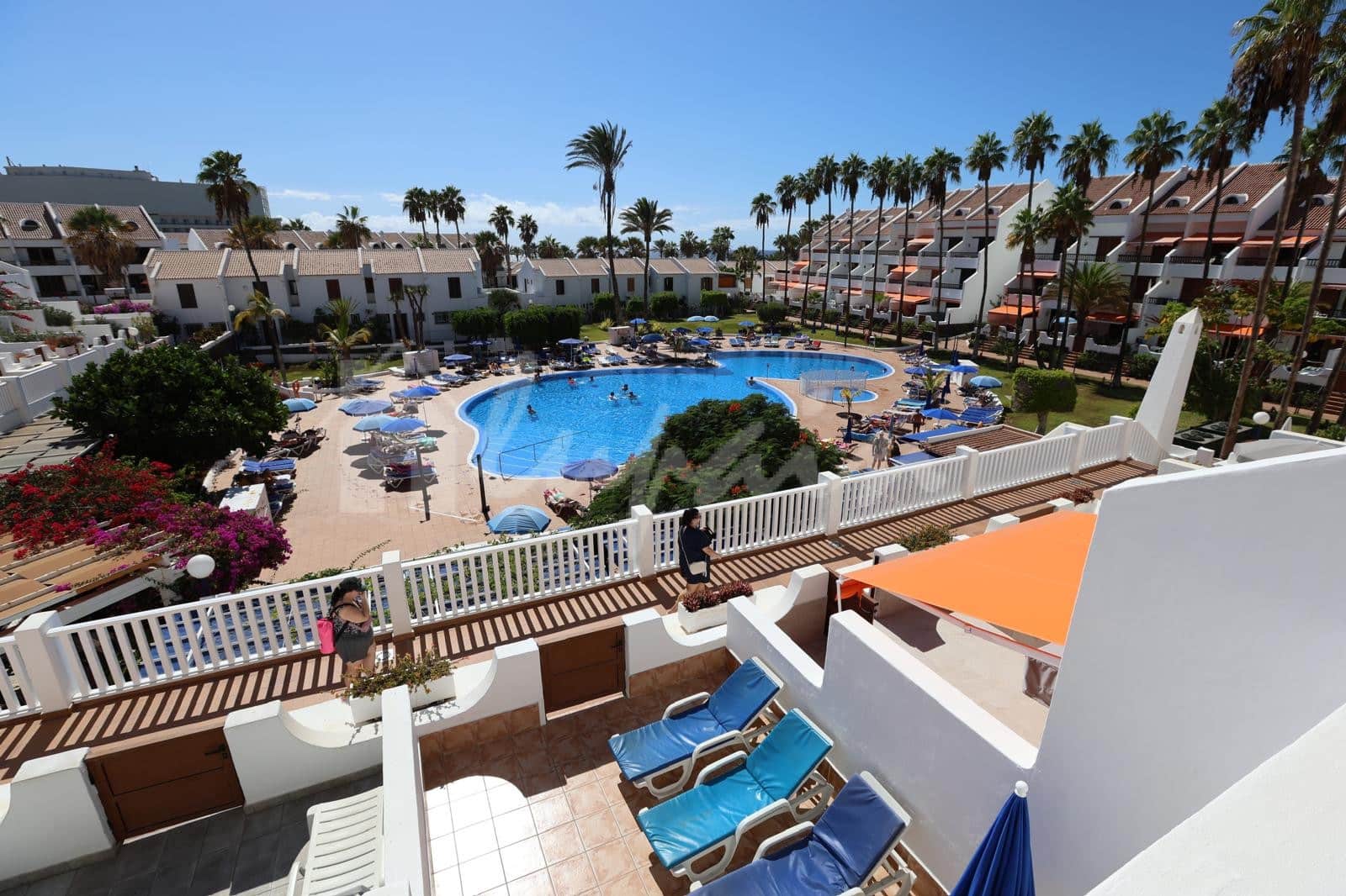 2 sovrum Lägenhet till salu i Playa de las Americas med pool - 750 000 € (Ref: 9521081)