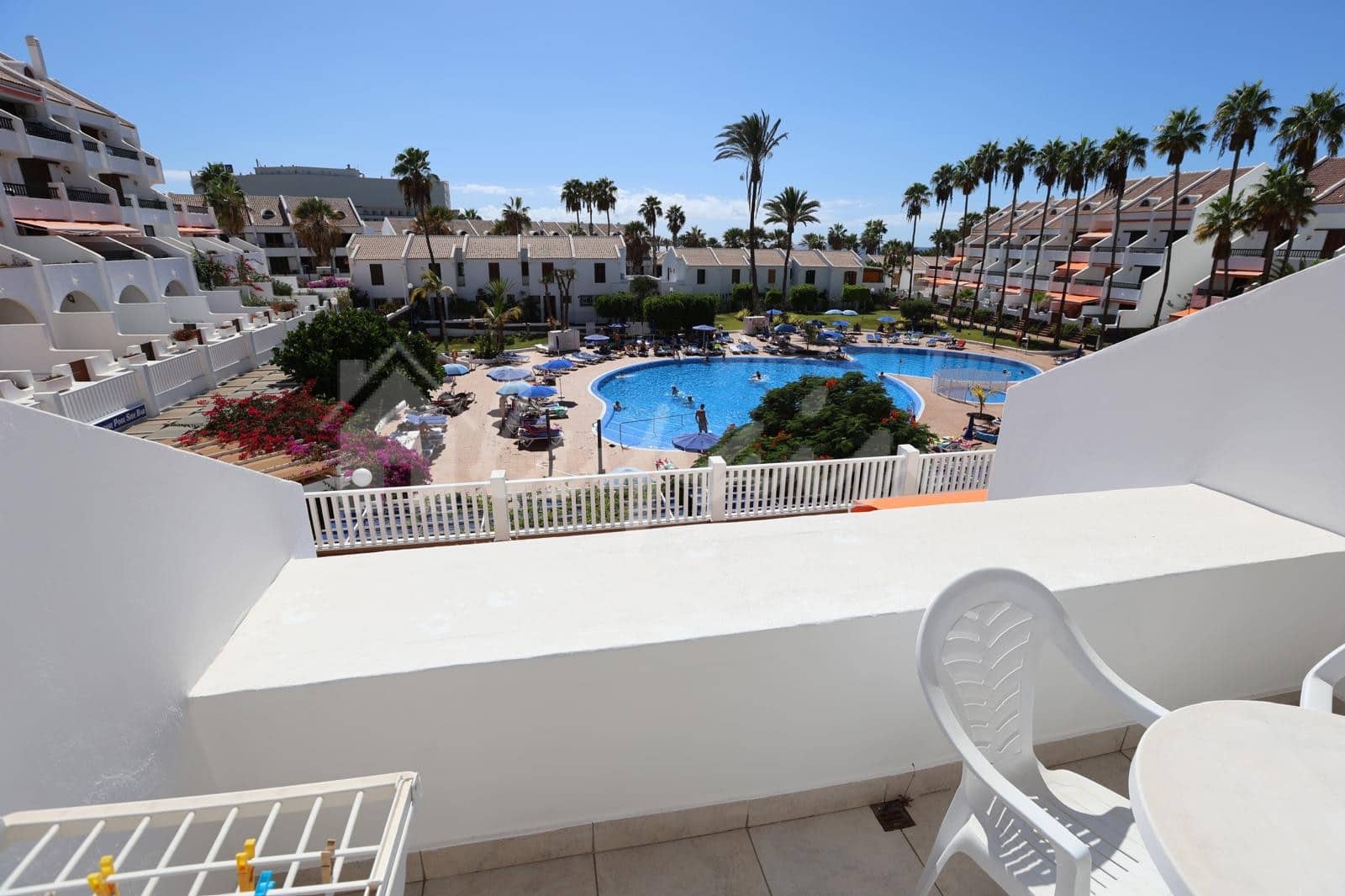 2 sovrum Lägenhet till salu i Playa de las Americas med pool - 750 000 € (Ref: 9521081)