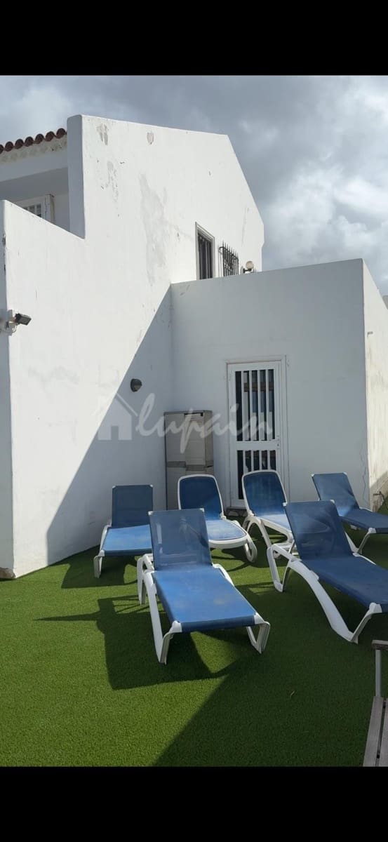 3 quarto Casa em Banda para venda em Playa de las Americas com piscina - 935 000 € (Ref: 9532808)