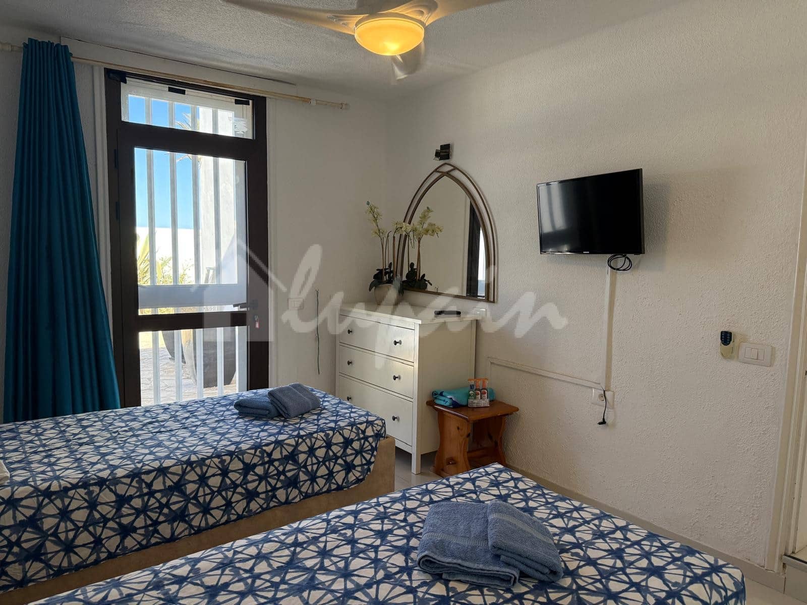 3 quarto Casa em Banda para venda em Playa de las Americas com piscina - 935 000 € (Ref: 9532808)