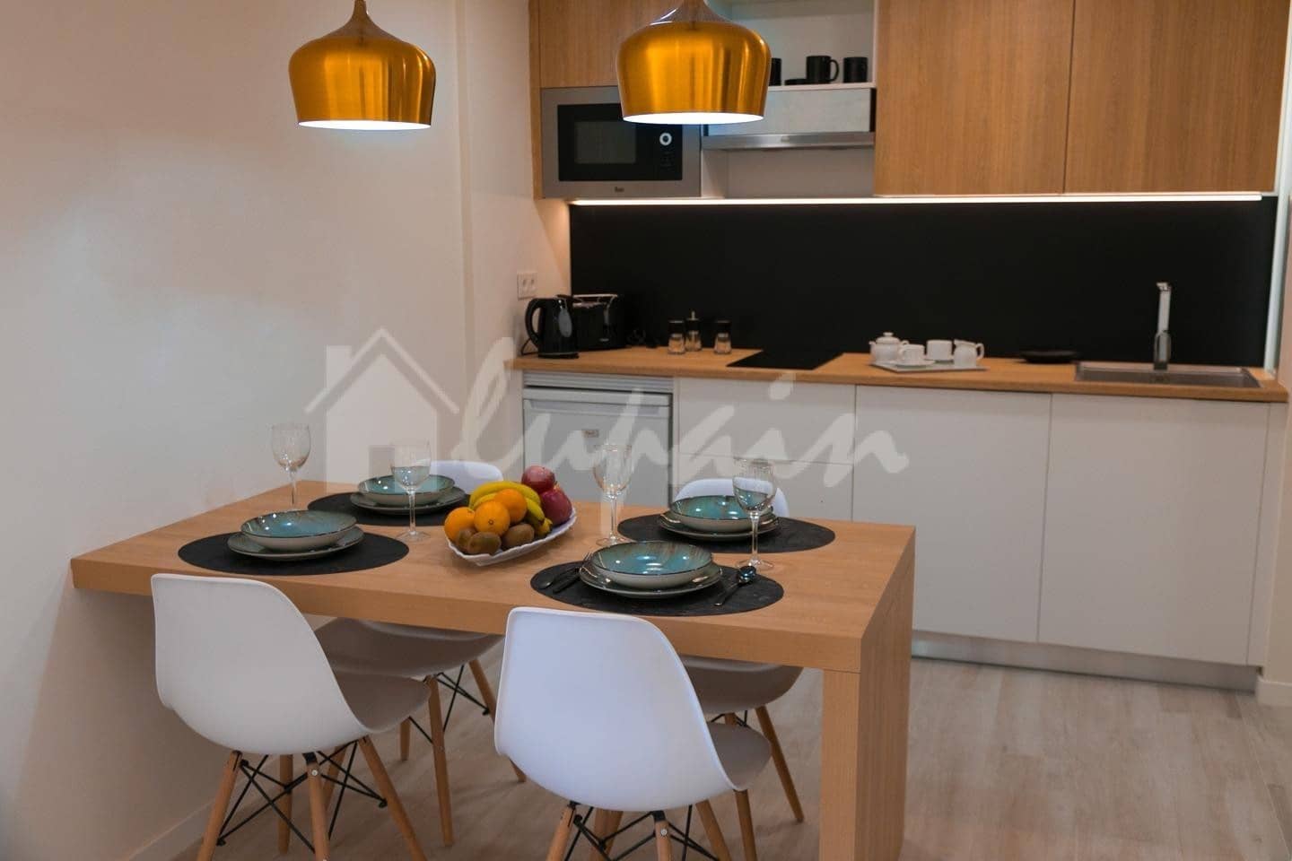 1 sypialnia Apartament na sprzedaż w Los Cristianos z basenem - 240 000 € (Ref: 9536532)