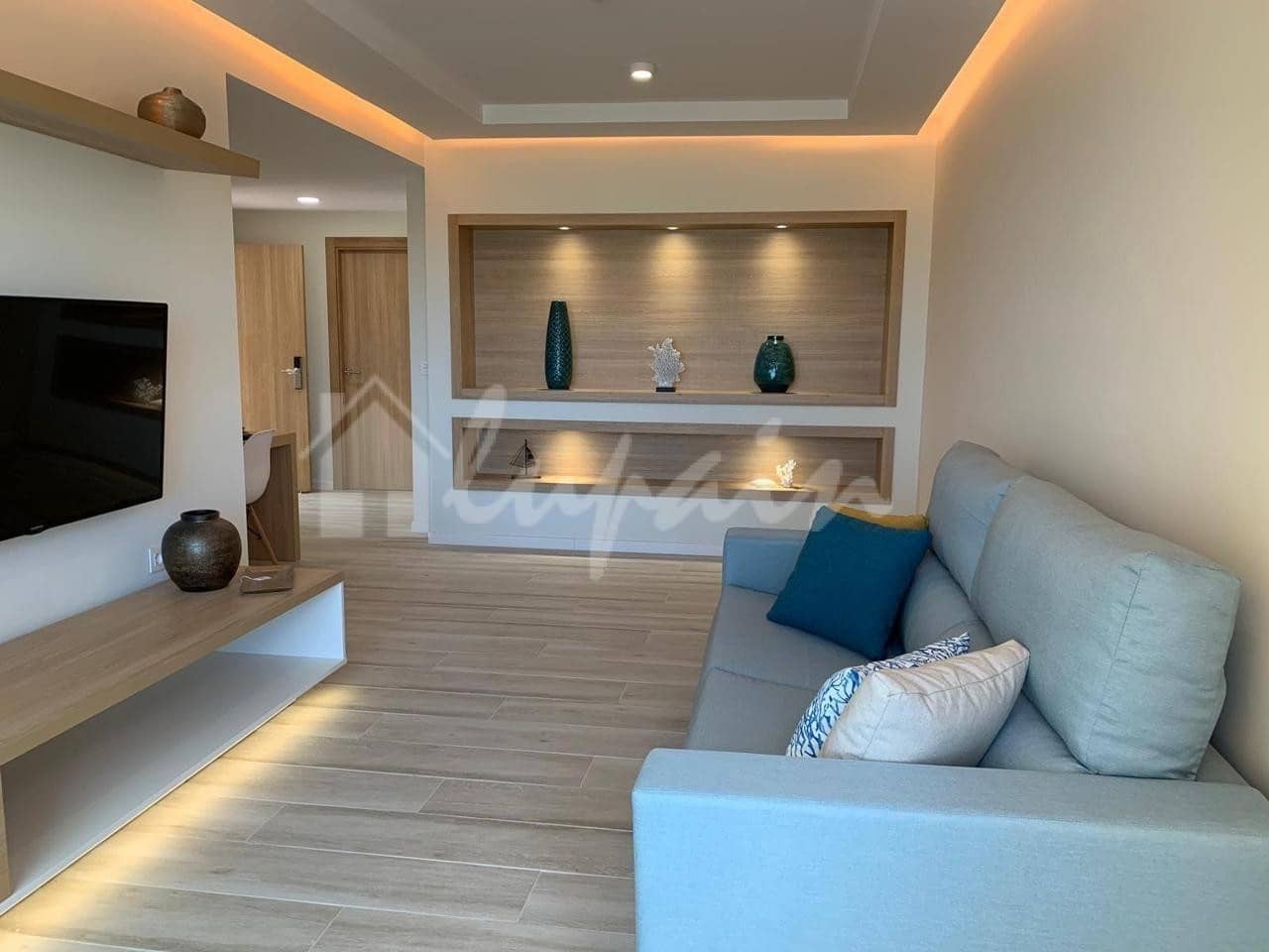 1 sypialnia Apartament na sprzedaż w Los Cristianos z basenem - 240 000 € (Ref: 9536532)