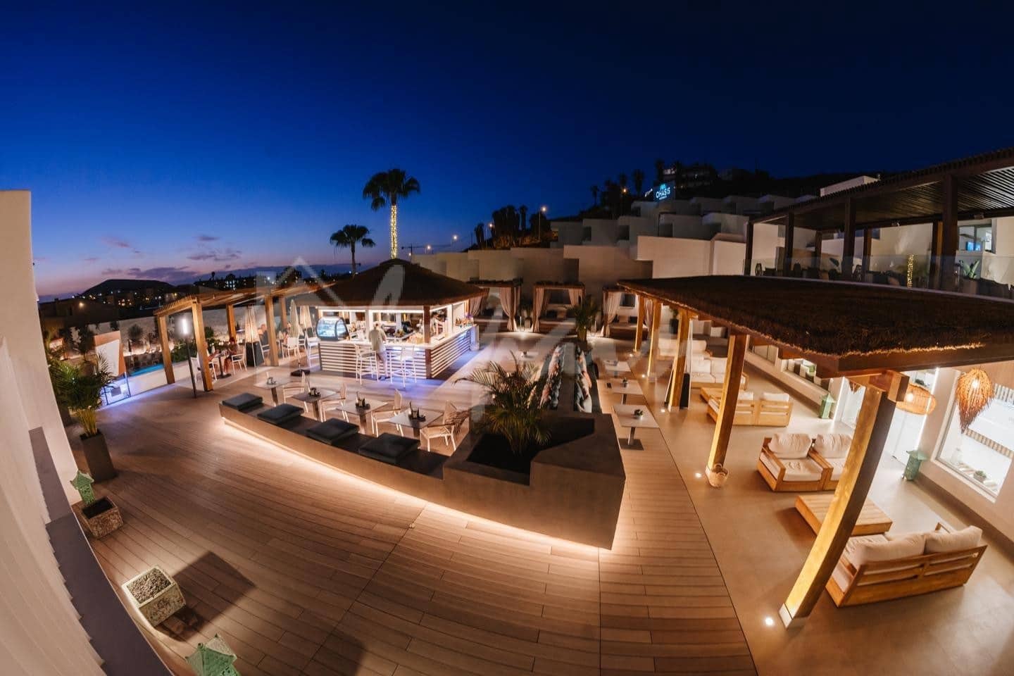 1 sypialnia Apartament na sprzedaż w Los Cristianos z basenem - 240 000 € (Ref: 9536532)