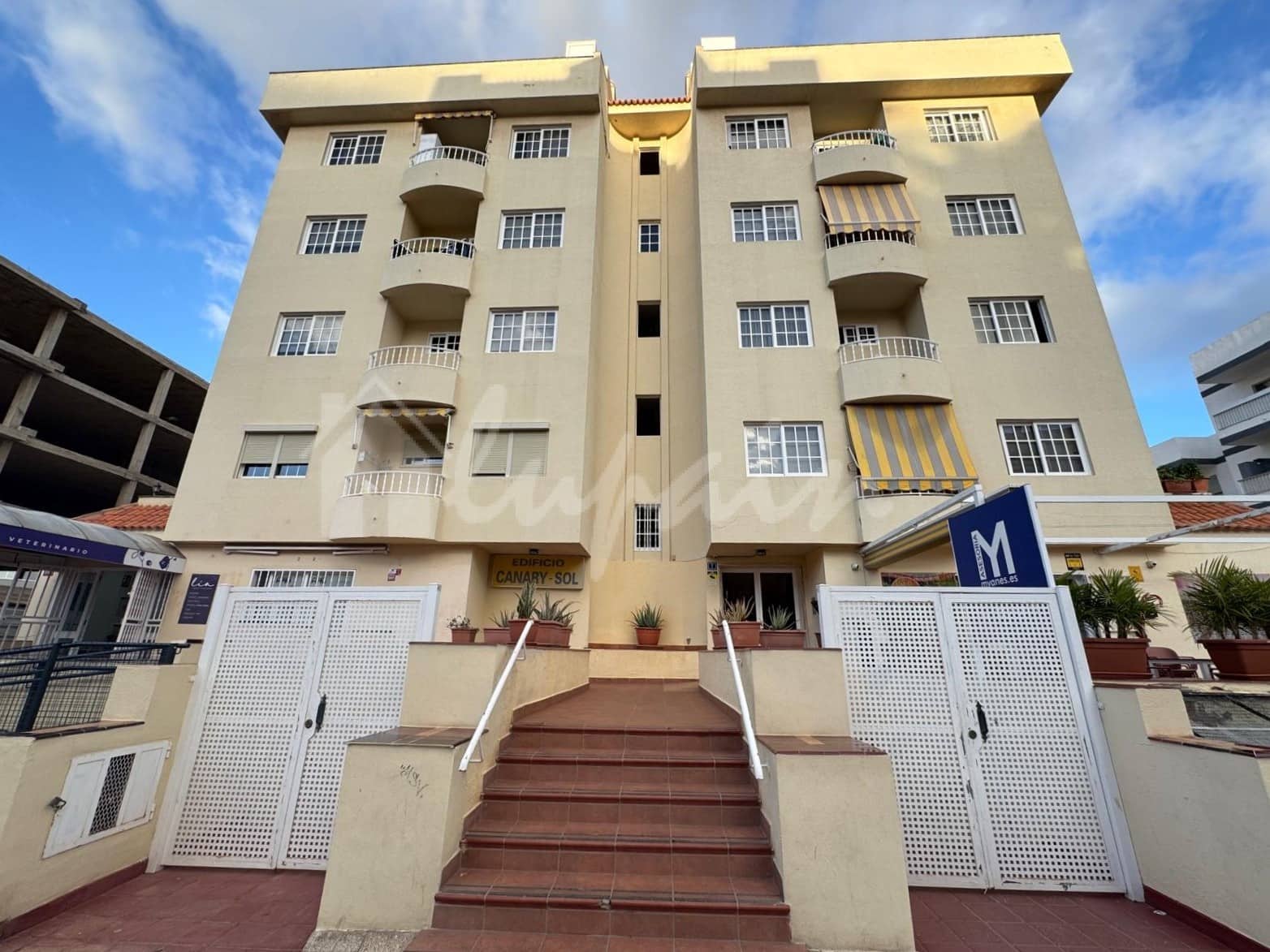 Apartamento de 2 habitaciones en Los Cristianos en venta - 315.000 € (Ref: 9536533)
