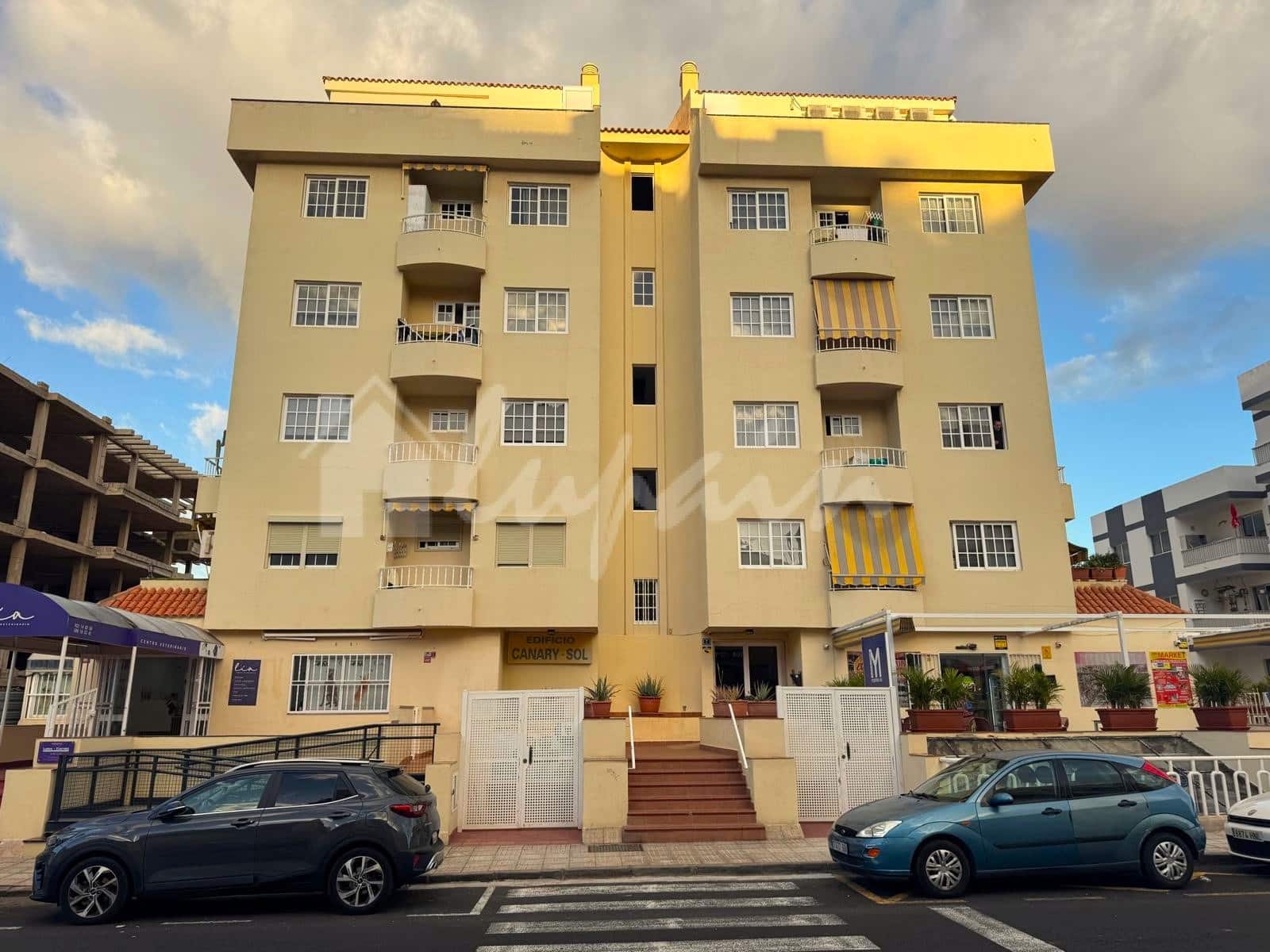 Apartamento de 2 habitaciones en Los Cristianos en venta - 315.000 € (Ref: 9536533)