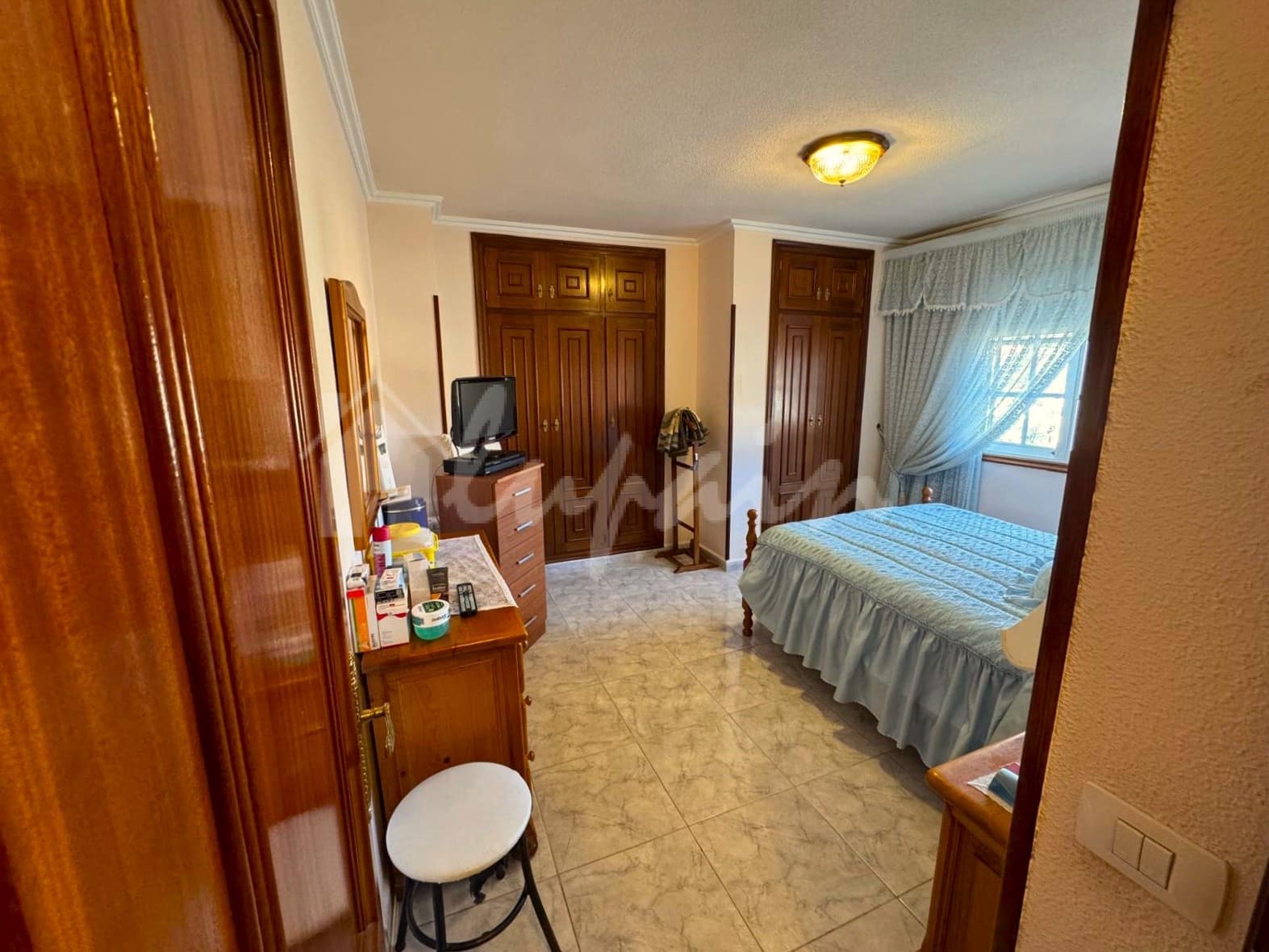 Apartamento de 2 habitaciones en Los Cristianos en venta - 315.000 € (Ref: 9536533)