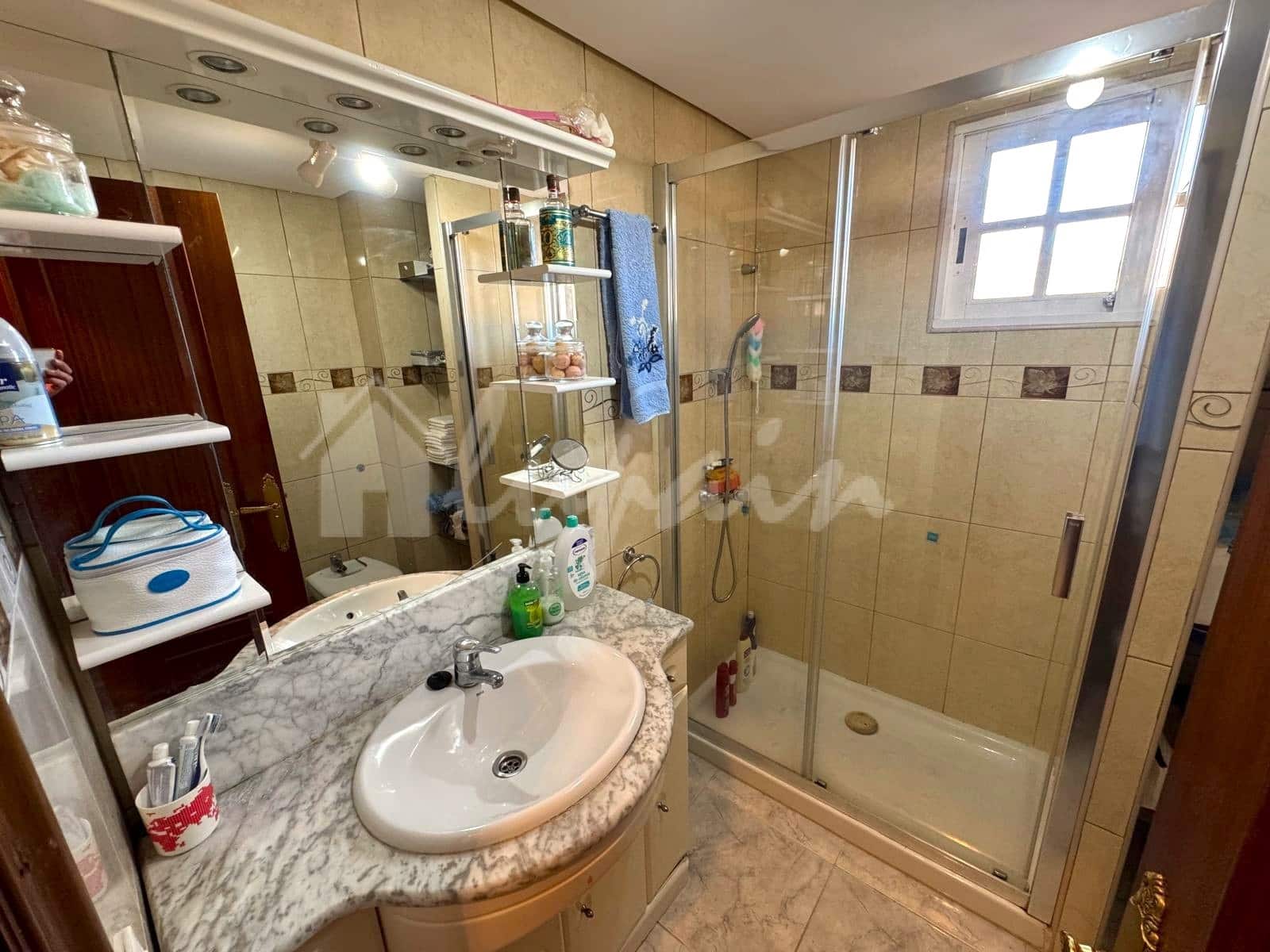 Apartamento de 2 habitaciones en Los Cristianos en venta - 315.000 € (Ref: 9536533)