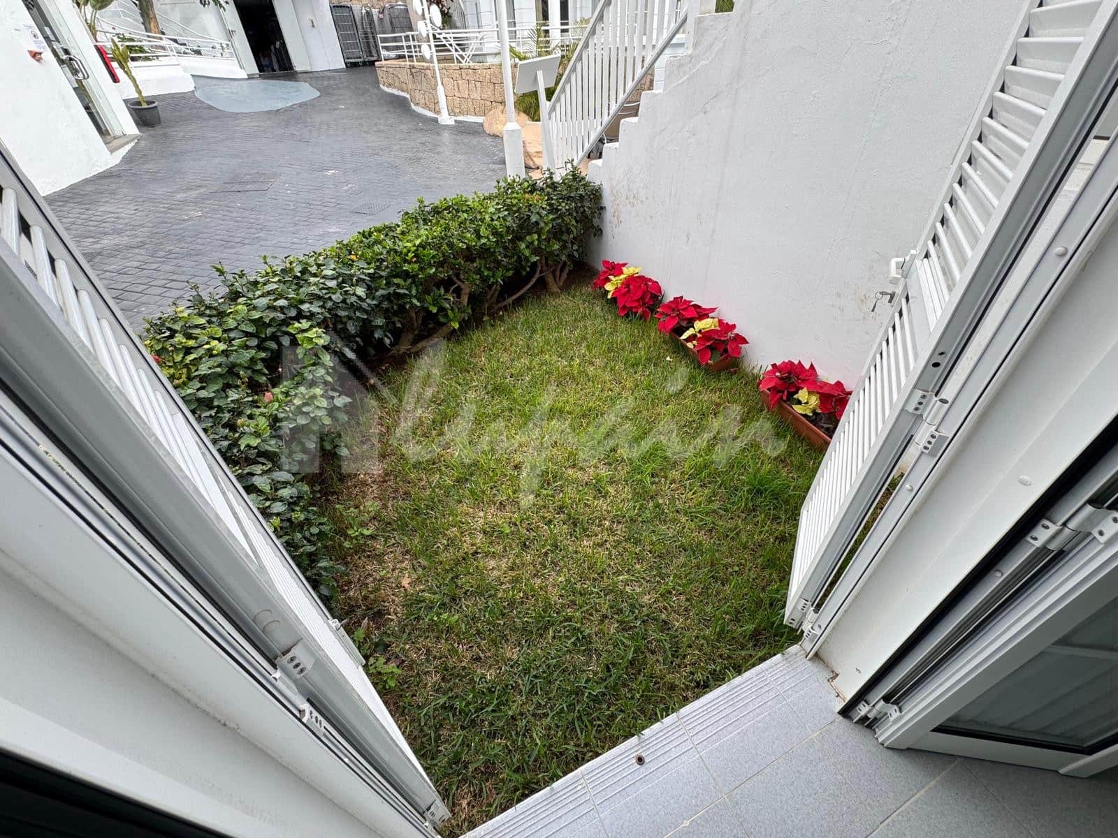 1 bedroom Apartment for sale in Playa Fanabe with pool - € 420,000 (Ref: 9536534)