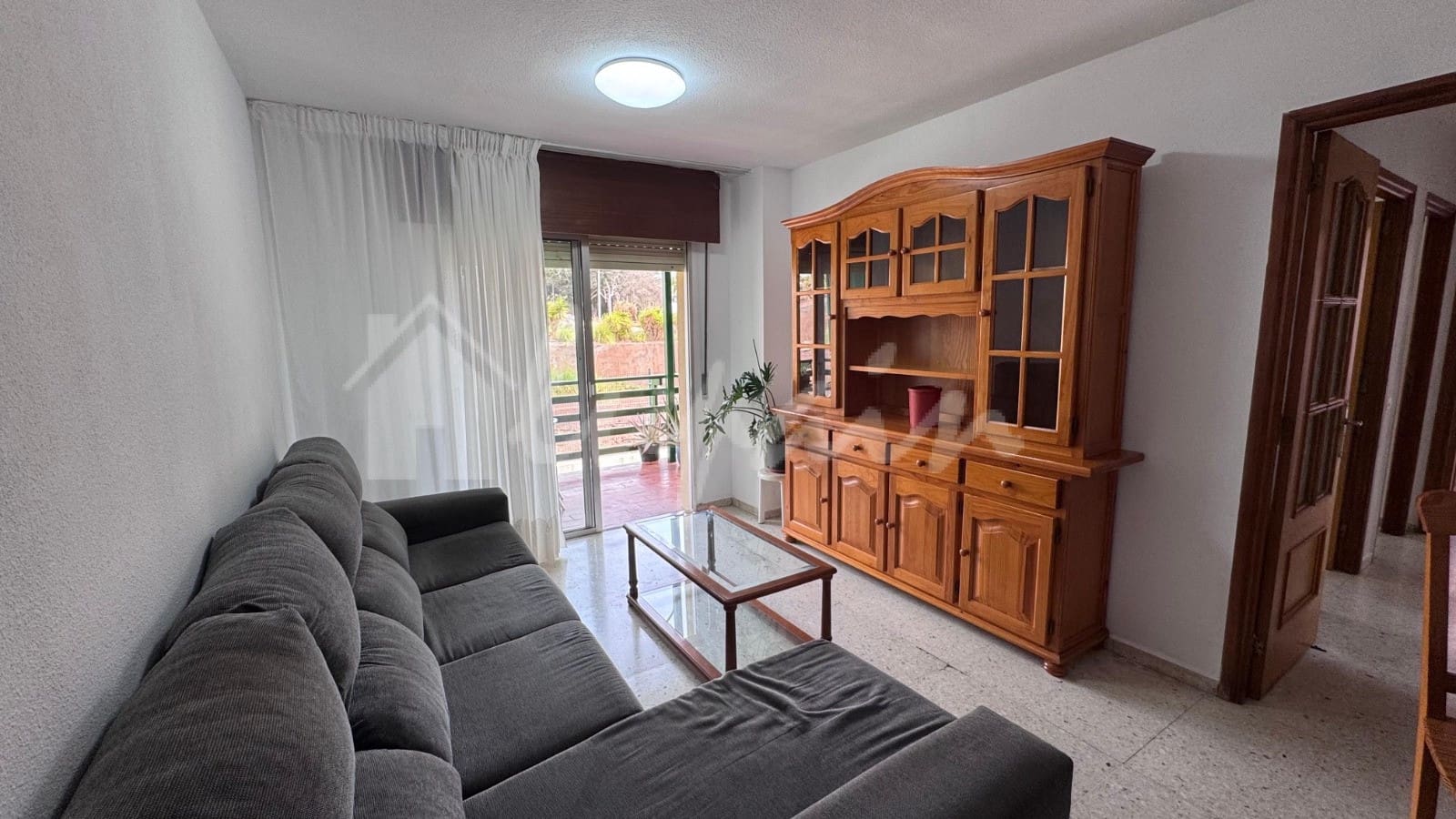 3 makuuhuone Huoneisto myytävänä paikassa Los Cristianos mukana uima-altaan - 395 000 € (Ref: 9536535)