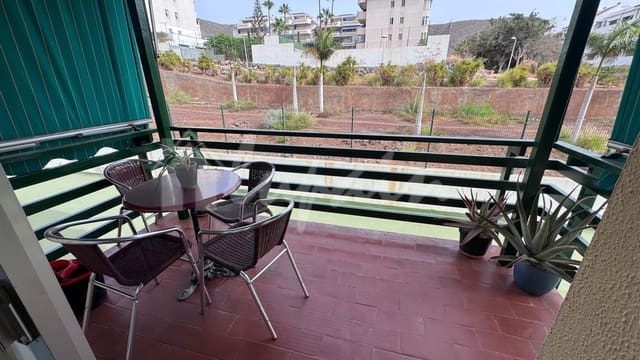 3 makuuhuone Huoneisto myytävänä paikassa Los Cristianos, Arona mukana uima-altaan - 395 000 € (Ref: 9536535)