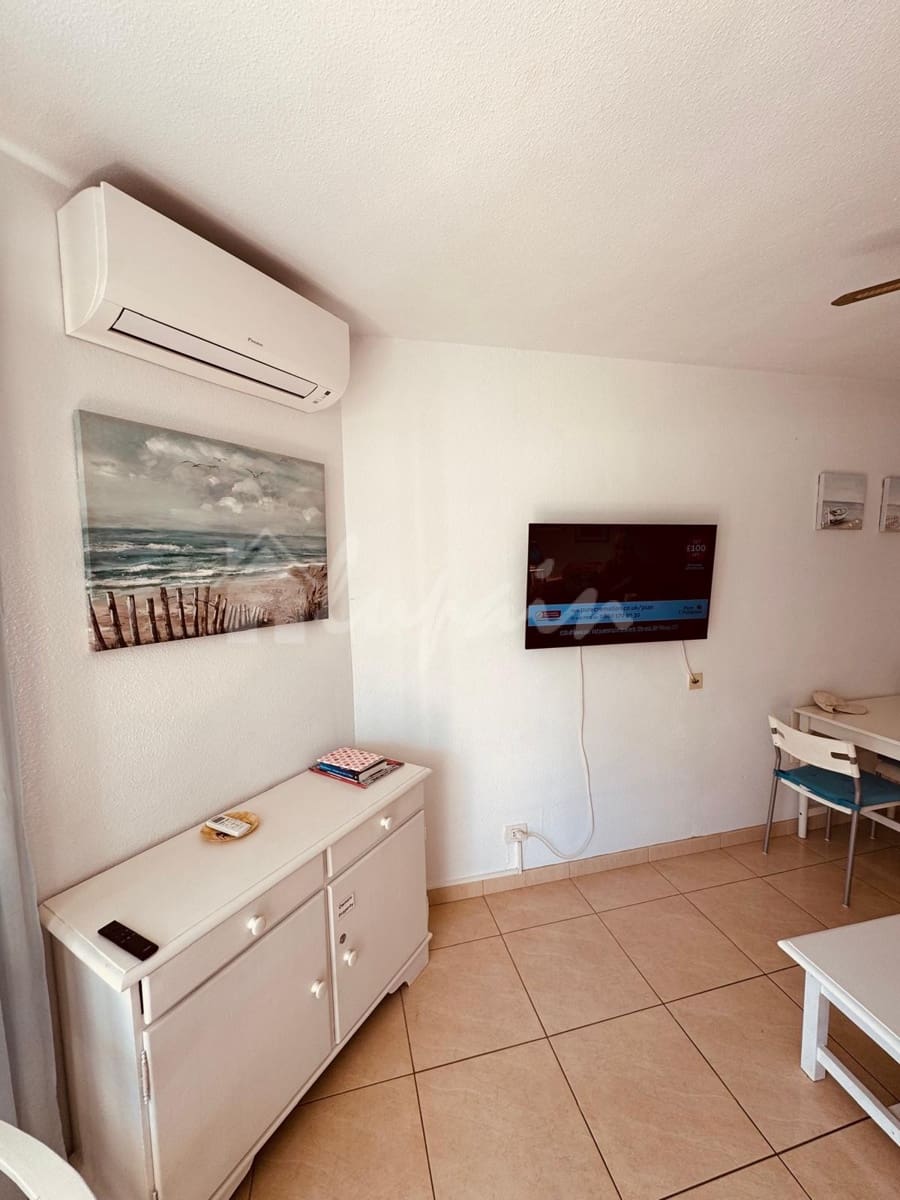 1 sypialnia Apartament na sprzedaż w Los Cristianos z basenem - 270 000 € (Ref: 9547503)