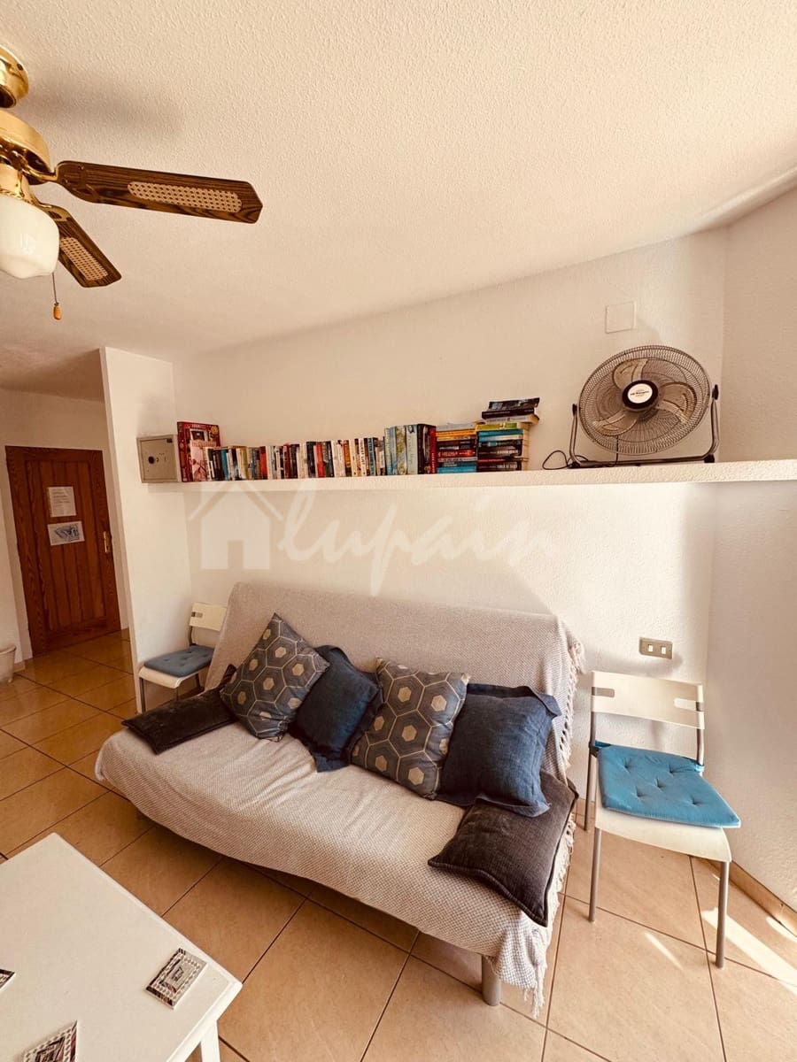 1 sypialnia Apartament na sprzedaż w Los Cristianos z basenem - 270 000 € (Ref: 9547503)