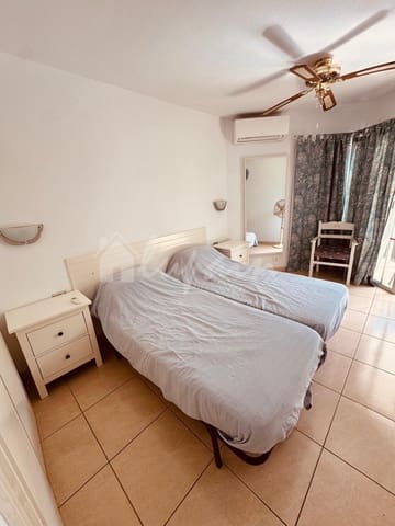 1 sypialnia Apartament na sprzedaż w Los Cristianos, Arona z basenem - 270 000 € (Ref: 9547503)