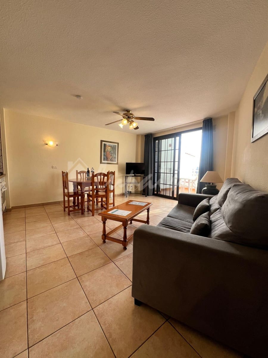 1 sovrum Lägenhet till salu i Los Cristianos med pool - 279 500 € (Ref: 9554518)