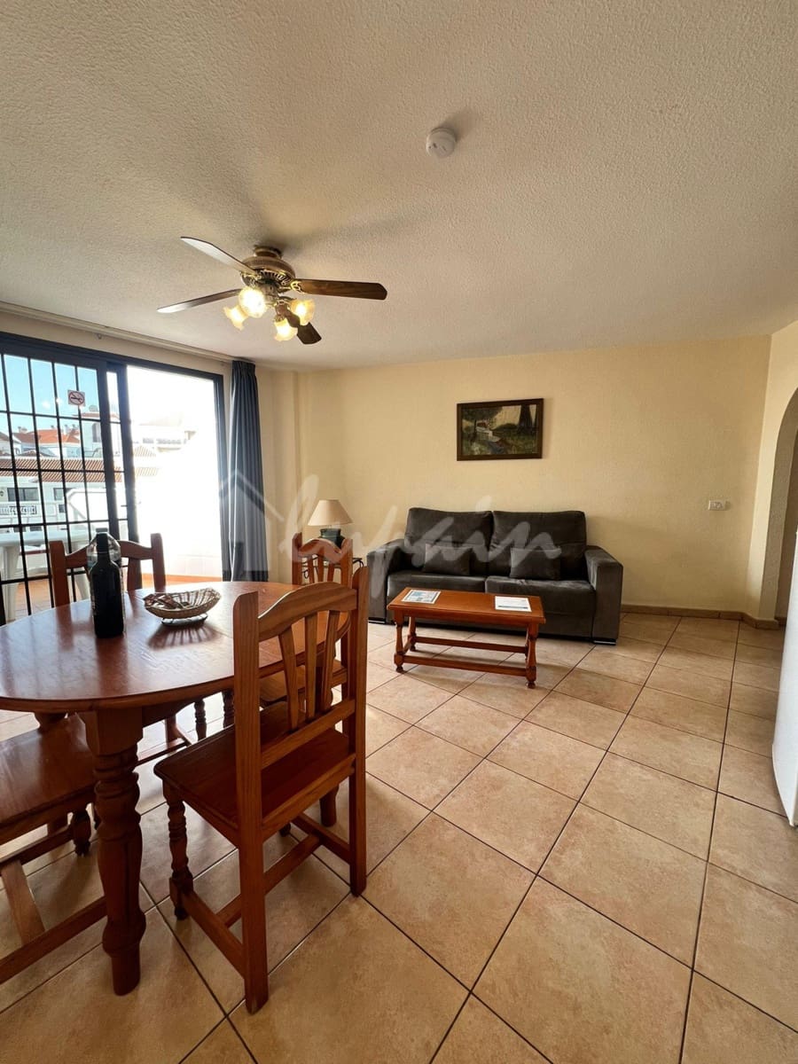 1 sovrum Lägenhet till salu i Los Cristianos med pool - 279 500 € (Ref: 9554518)