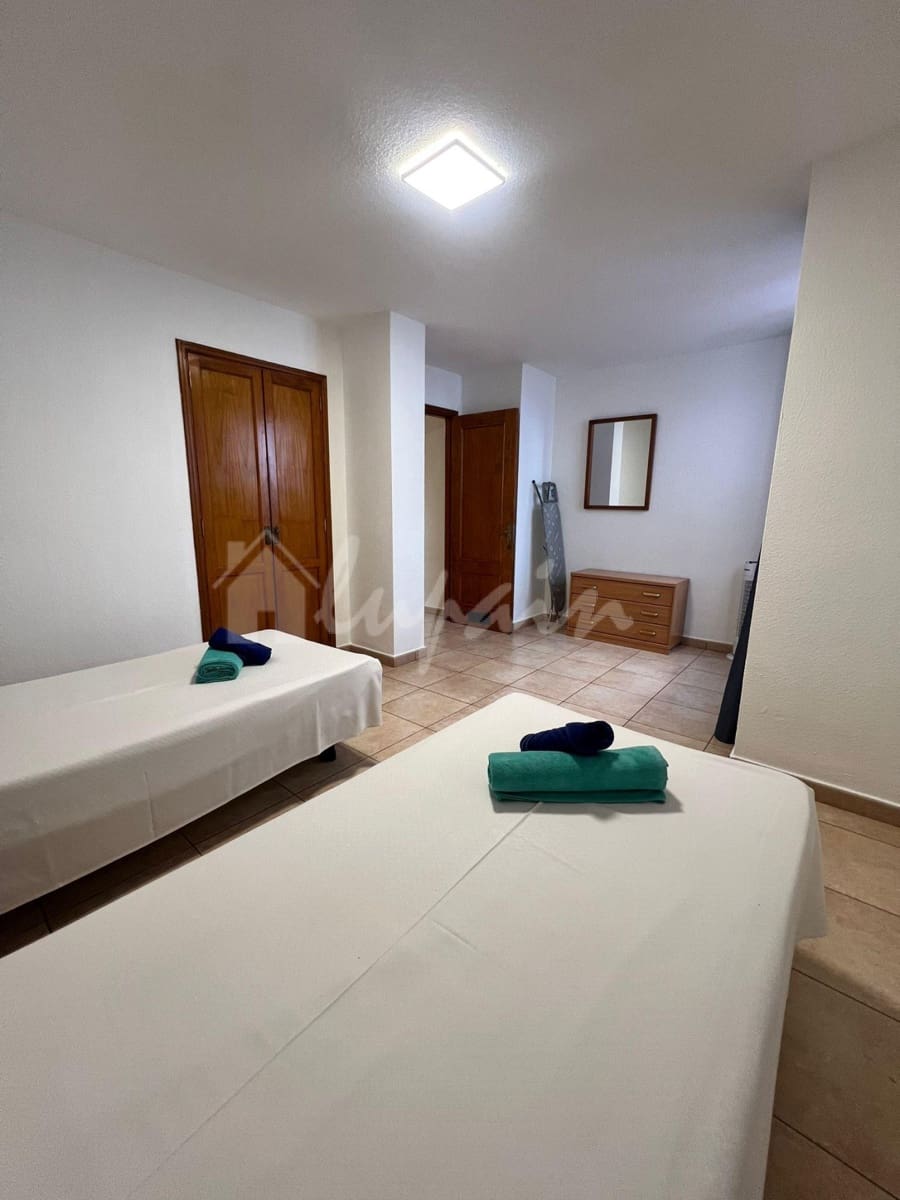 1 sovrum Lägenhet till salu i Los Cristianos med pool - 279 500 € (Ref: 9554518)