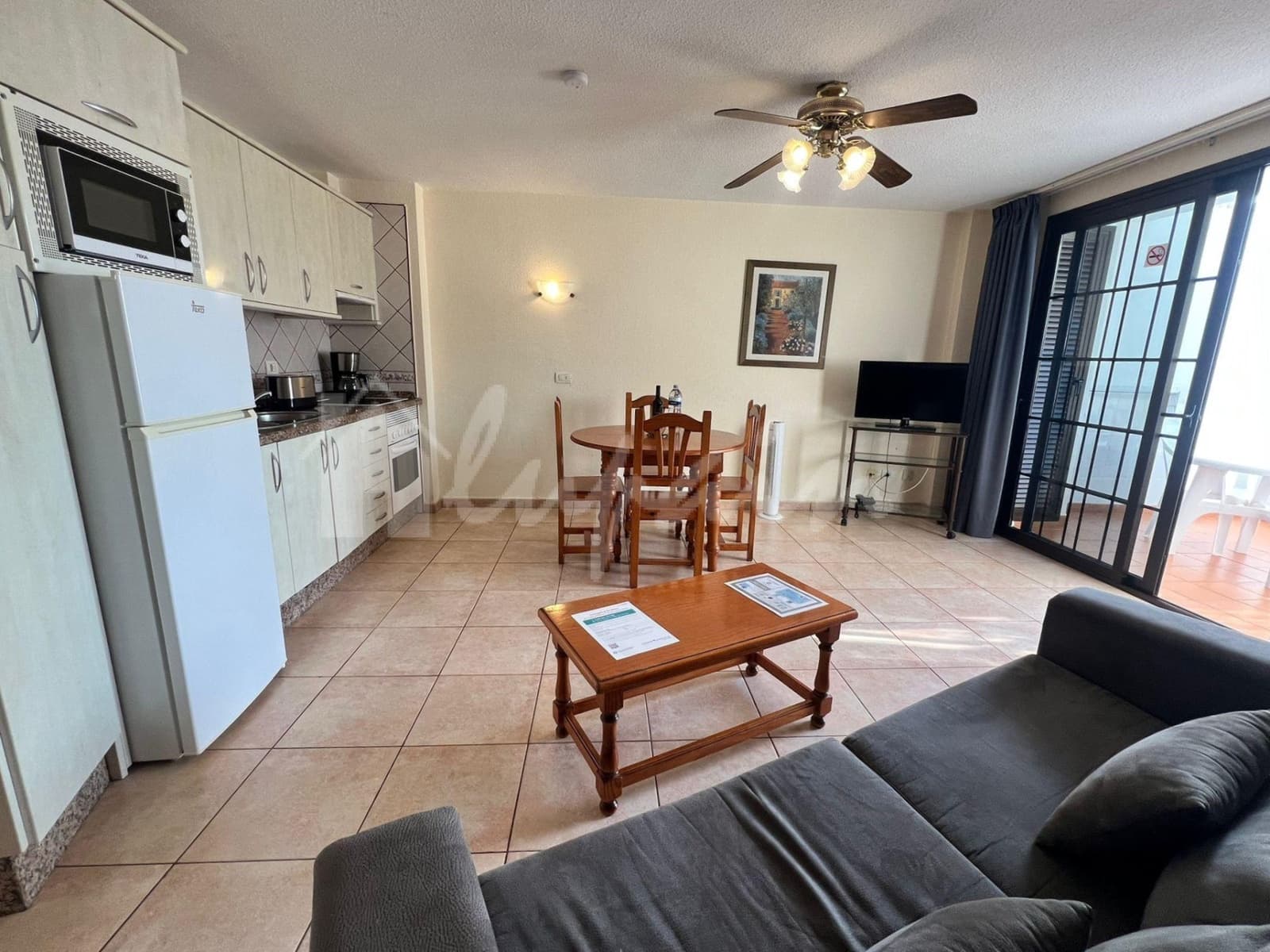 1 sovrum Lägenhet till salu i Los Cristianos med pool - 279 500 € (Ref: 9554518)