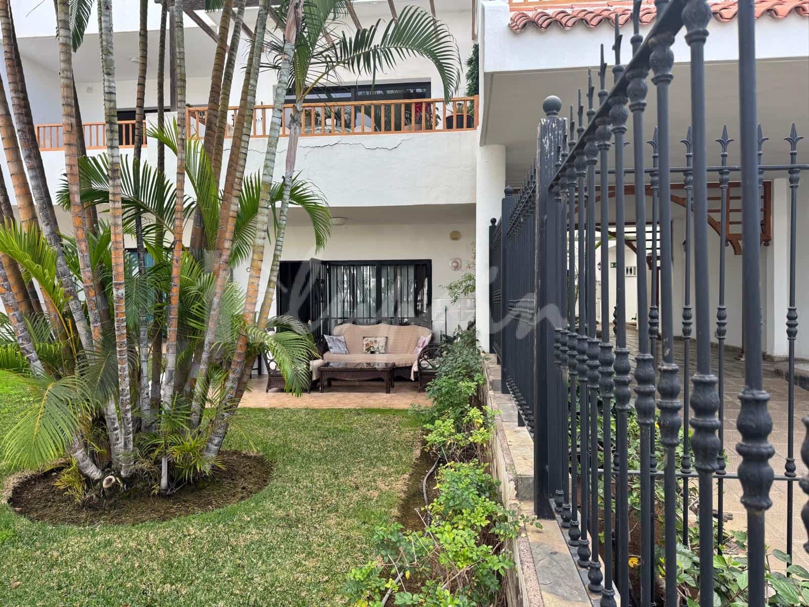 1 makuuhuone Huoneisto myytävänä paikassa Los Cristianos mukana uima-altaan - 235 000 € (Ref: 9564940)