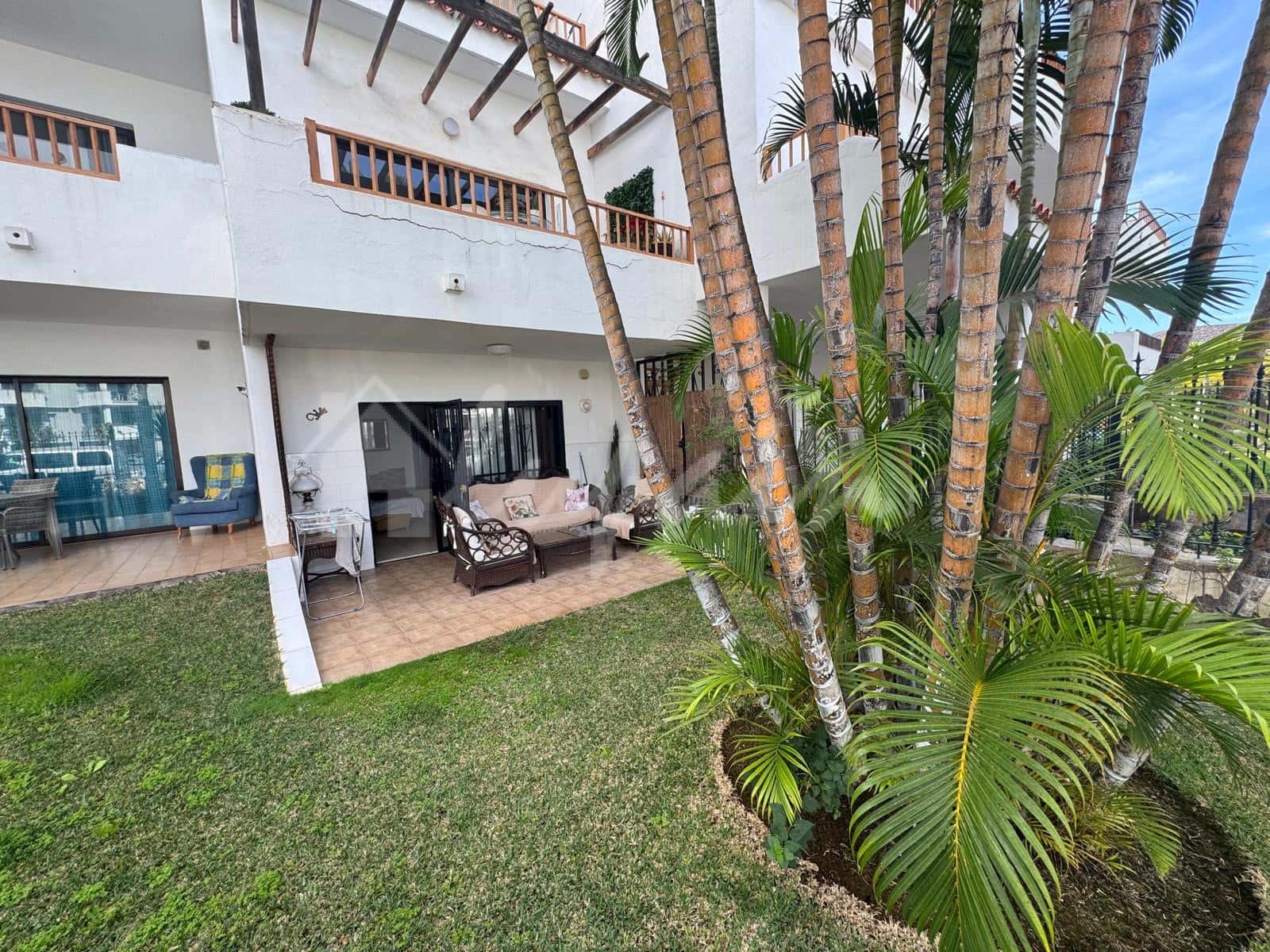 1 makuuhuone Huoneisto myytävänä paikassa Los Cristianos mukana uima-altaan - 235 000 € (Ref: 9564940)