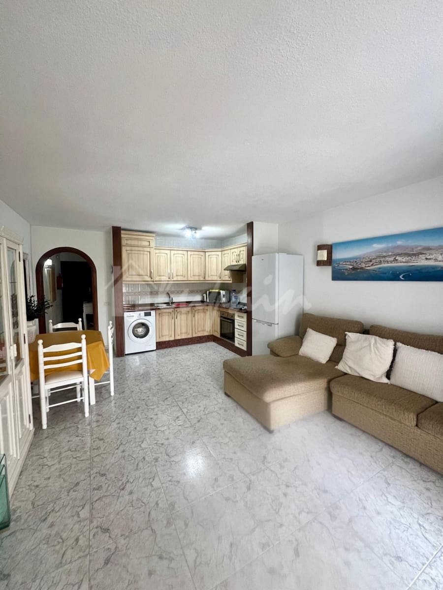 1 soverom Leilighet til salgs i Los Cristianos med svømmebasseng - € 290 000 (Ref: 9564941)