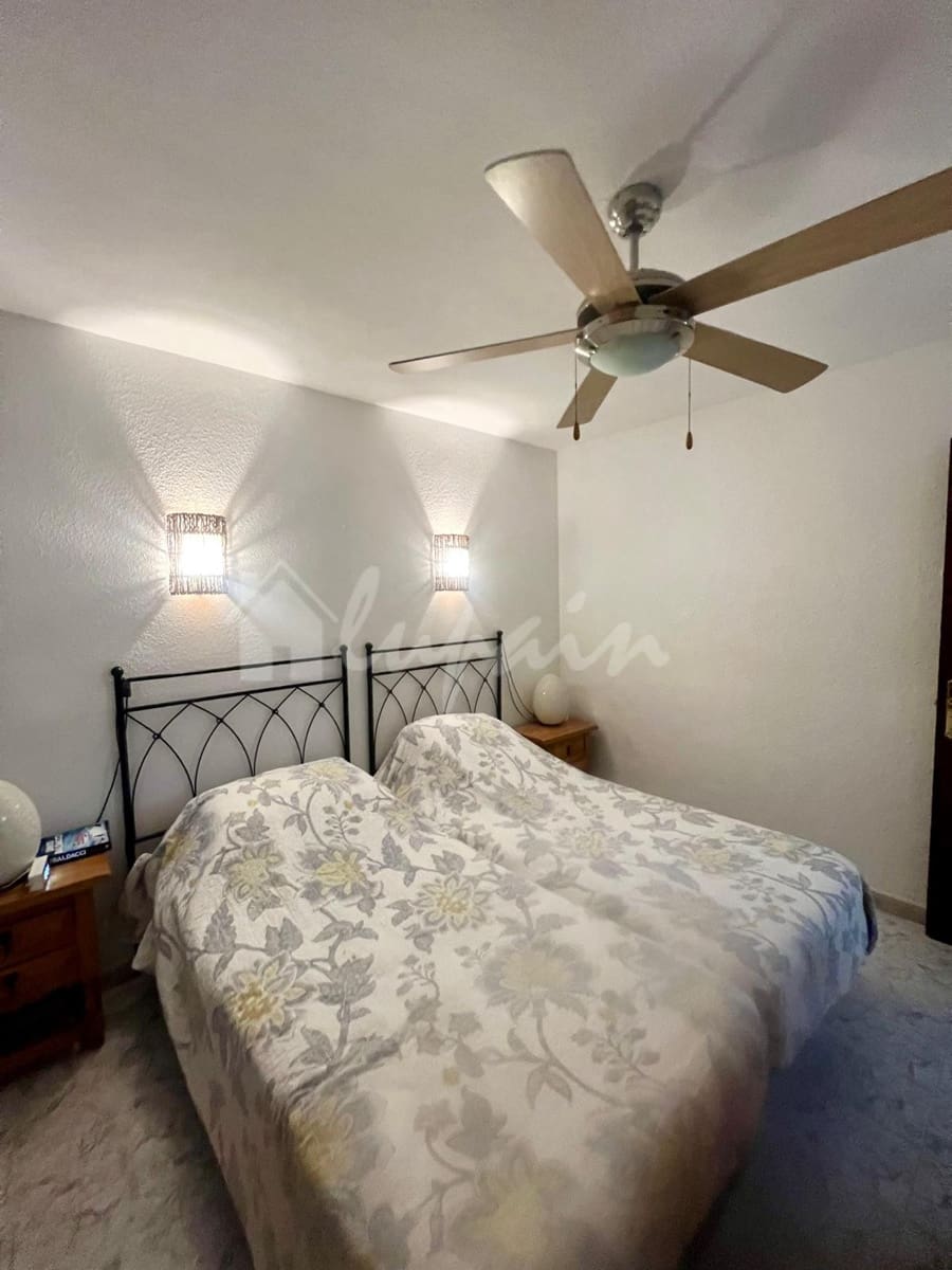 1 soverom Leilighet til salgs i Los Cristianos med svømmebasseng - € 290 000 (Ref: 9564941)