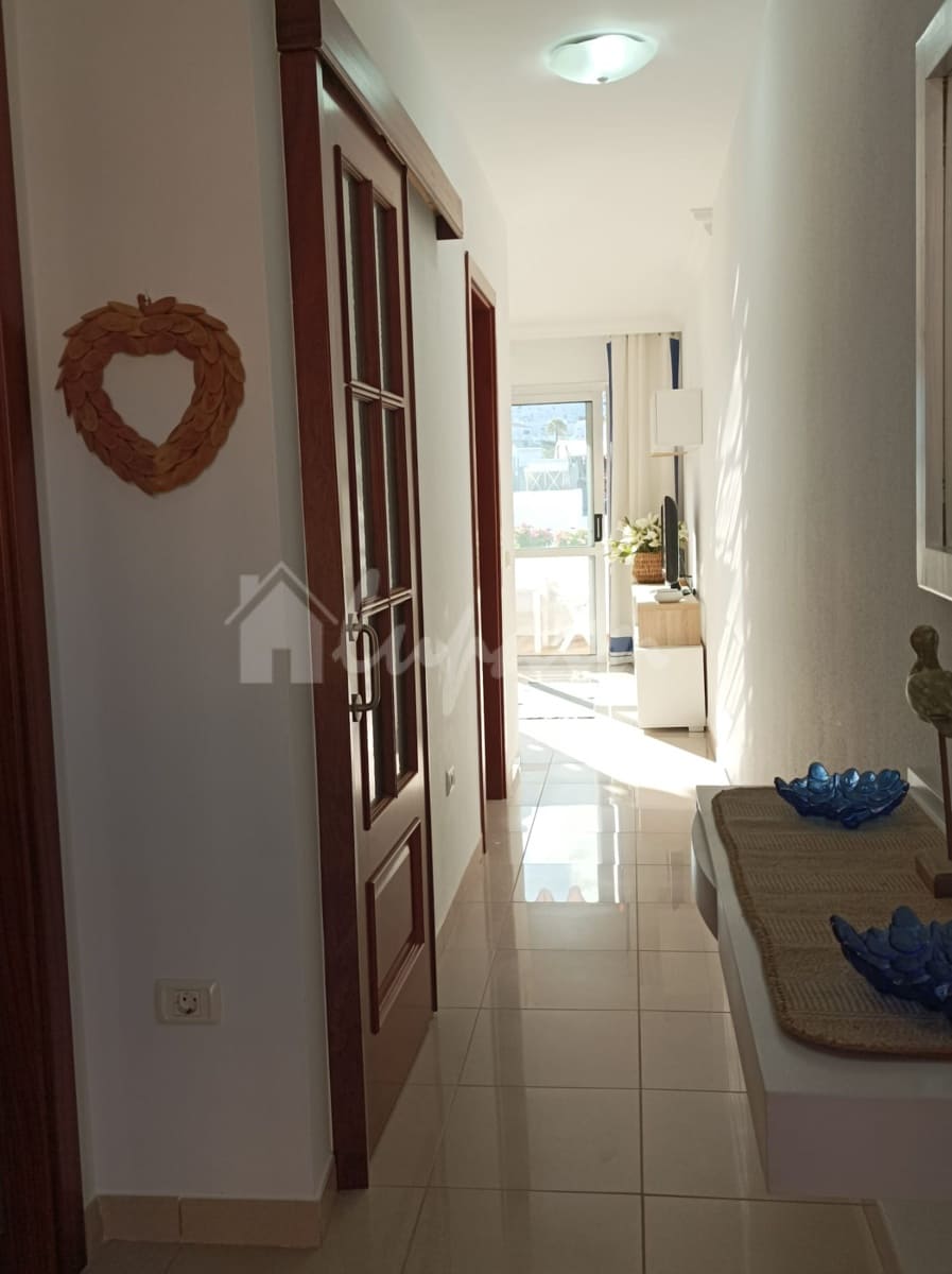 1 makuuhuone Kattohuoneisto myytävänä paikassa Los Cristianos mukana uima-altaan - 329 950 € (Ref: 9564942)