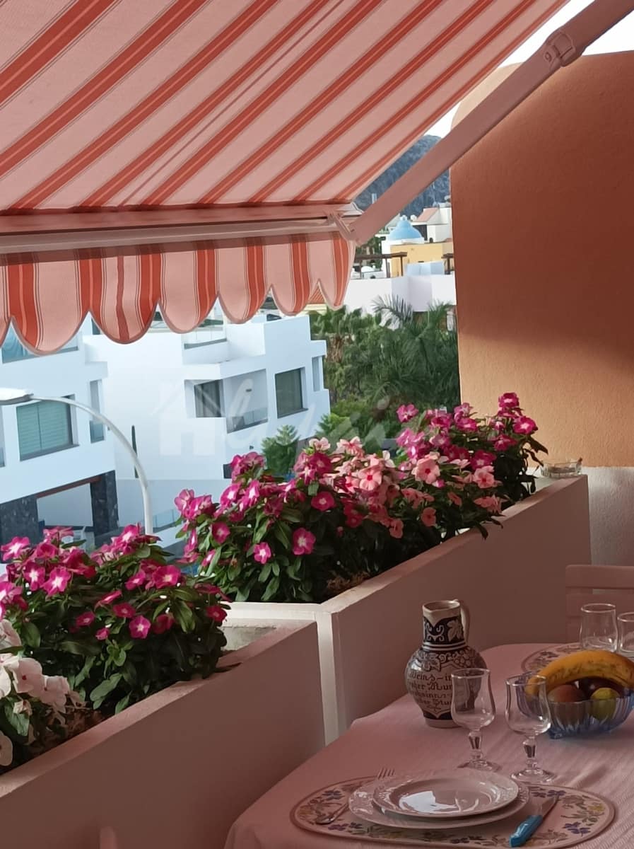 1 makuuhuone Kattohuoneisto myytävänä paikassa Los Cristianos mukana uima-altaan - 329 950 € (Ref: 9564942)