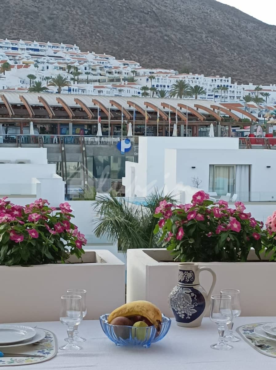 1 makuuhuone Kattohuoneisto myytävänä paikassa Los Cristianos mukana uima-altaan - 329 950 € (Ref: 9564942)