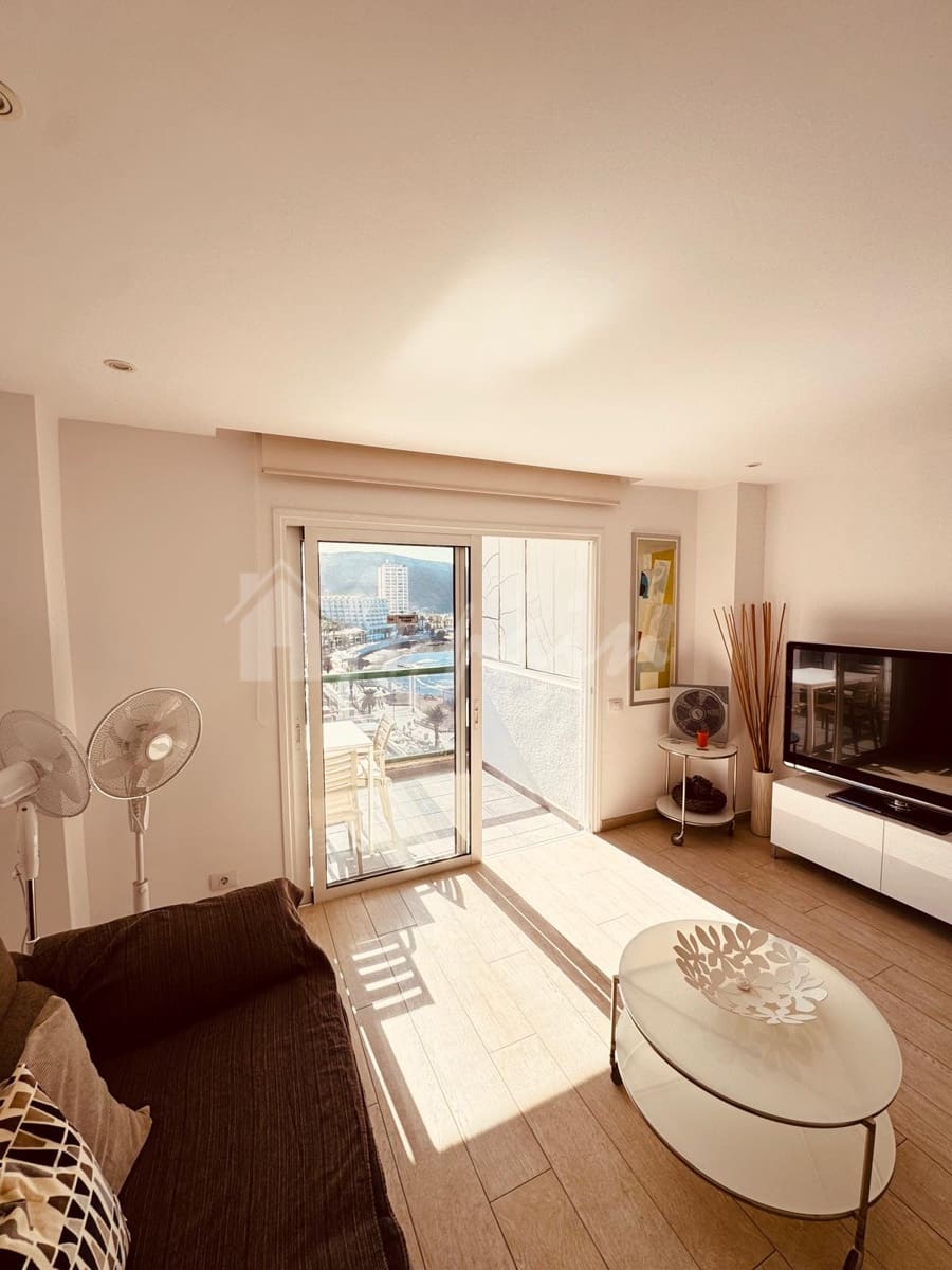 1 soveværelse Lejlighed til salg i Los Cristianos med swimmingpool - € 395.000 (Ref: 9571075)