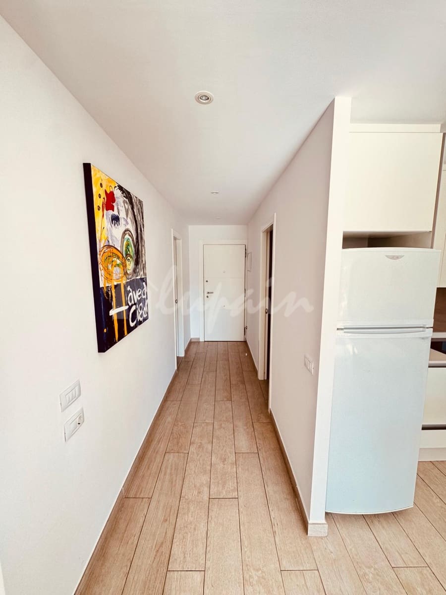 1 soveværelse Lejlighed til salg i Los Cristianos med swimmingpool - € 395.000 (Ref: 9571075)