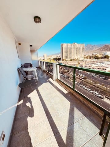 1 bedroom Apartment for sale in Los Cristianos, Arona with pool - € 395,000 (Ref: 9571075)
