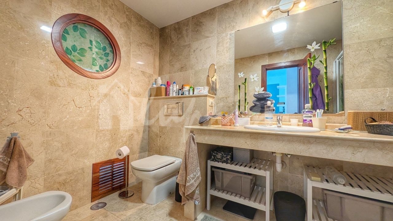 2 chambre Appartement à vendre à Llano del Camello avec piscine - 439 000 € (Ref: 9571076)