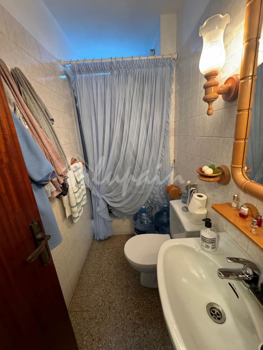 3 quarto Apartamento para venda em Los Cristianos com piscina - 370 000 € (Ref: 9571077)