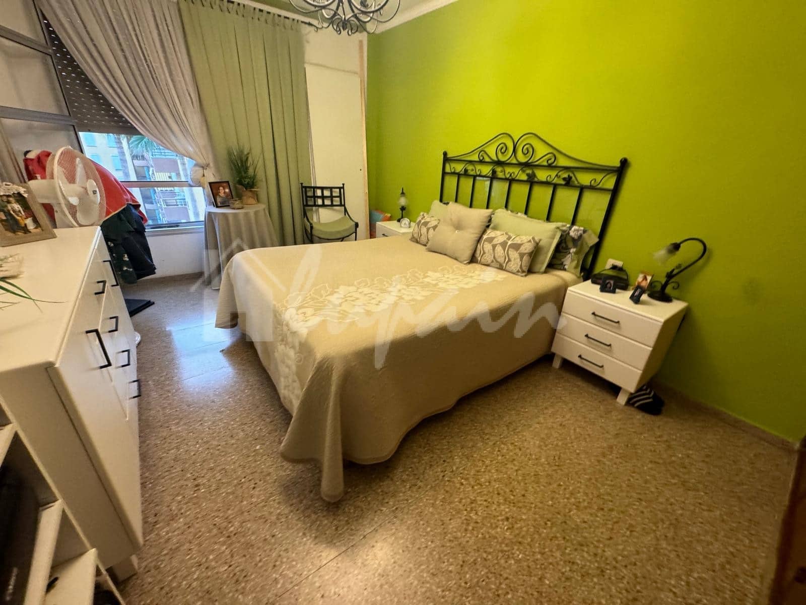3 quarto Apartamento para venda em Los Cristianos com piscina - 370 000 € (Ref: 9571077)