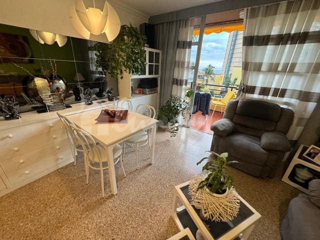 3 chambre Appartement à vendre à Los Cristianos, Arona avec piscine - 370 000 € (Ref: 9571077)