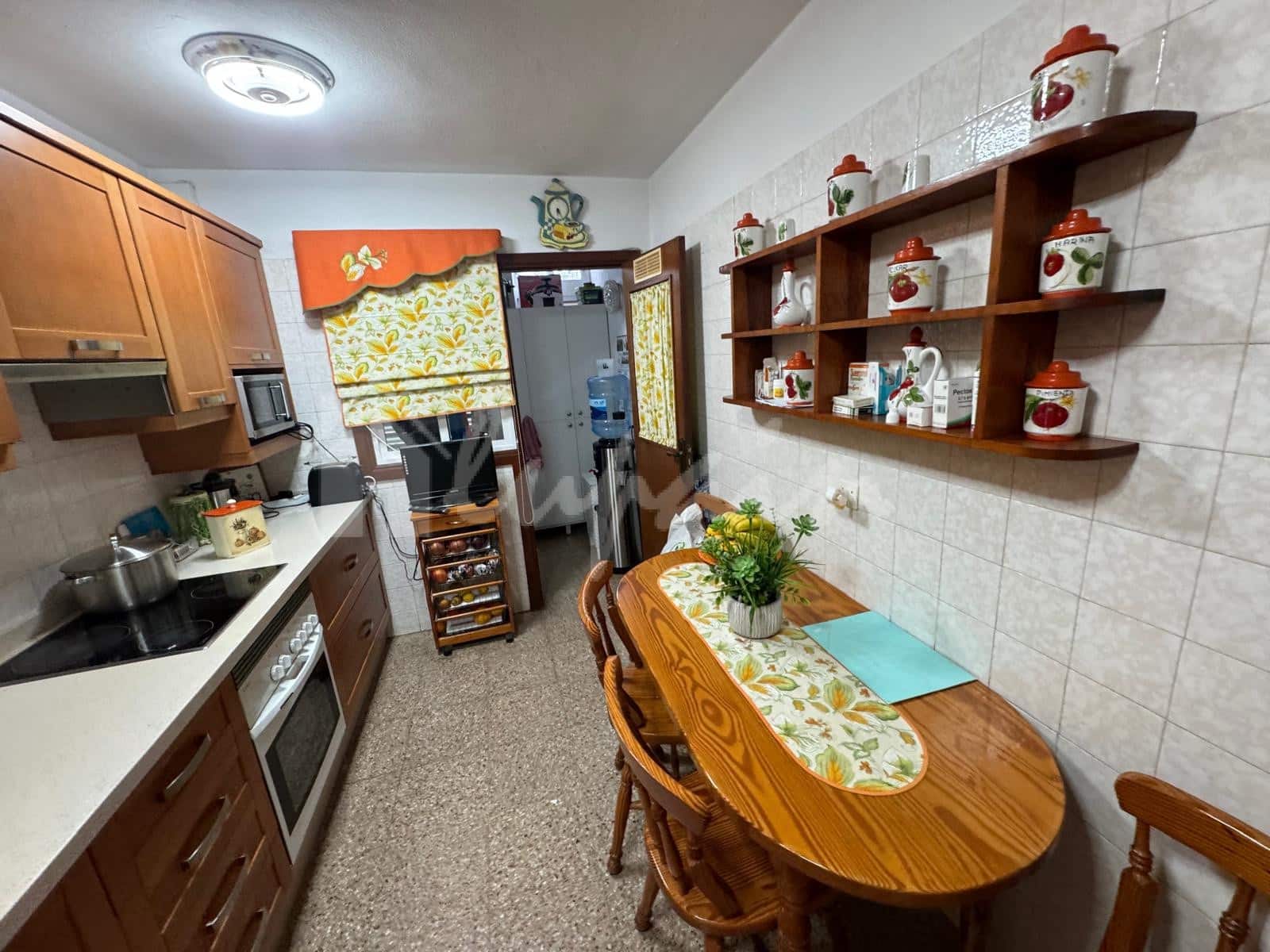 3 quarto Apartamento para venda em Los Cristianos com piscina - 370 000 € (Ref: 9571077)