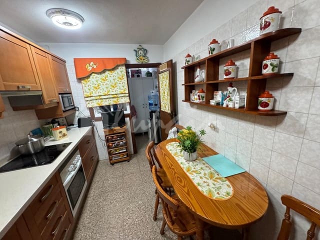 3 chambre Appartement à vendre à Los Cristianos, Arona avec piscine - 370 000 € (Ref: 9571077)