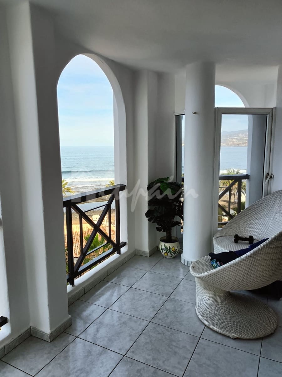 2 quarto Penthouse para venda em Playa de las Americas com piscina - 740 000 € (Ref: 9571078)