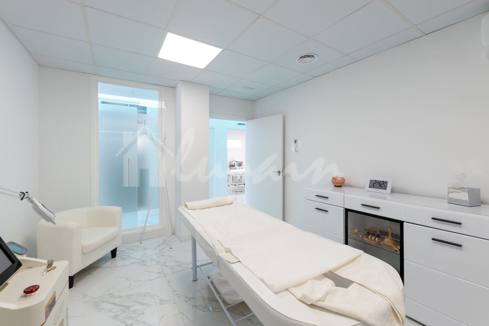 Negocio en Costa Adeje en venta - 329.000 € (Ref: 9590432)