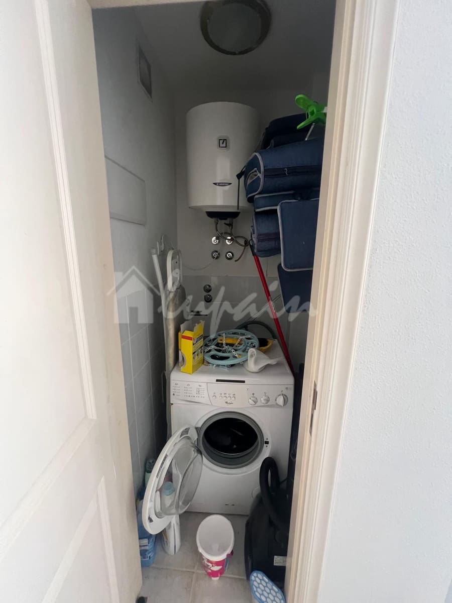 1 slaapkamer Appartement te koop in Los Cristianos met zwembad - € 315.000 (Ref: 9590433)